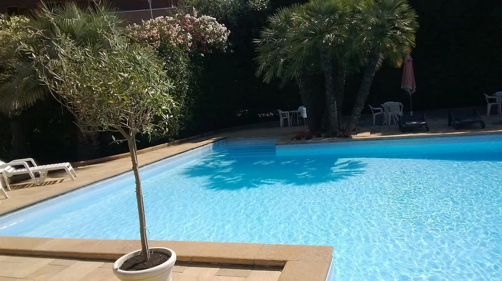La Casa Di Claudia Villa Sant'Agata Li Battiati Italia