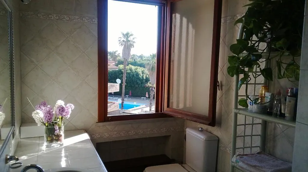 La Casa Di Claudia Villa Sant'Agata Li Battiati 0*,  Italy